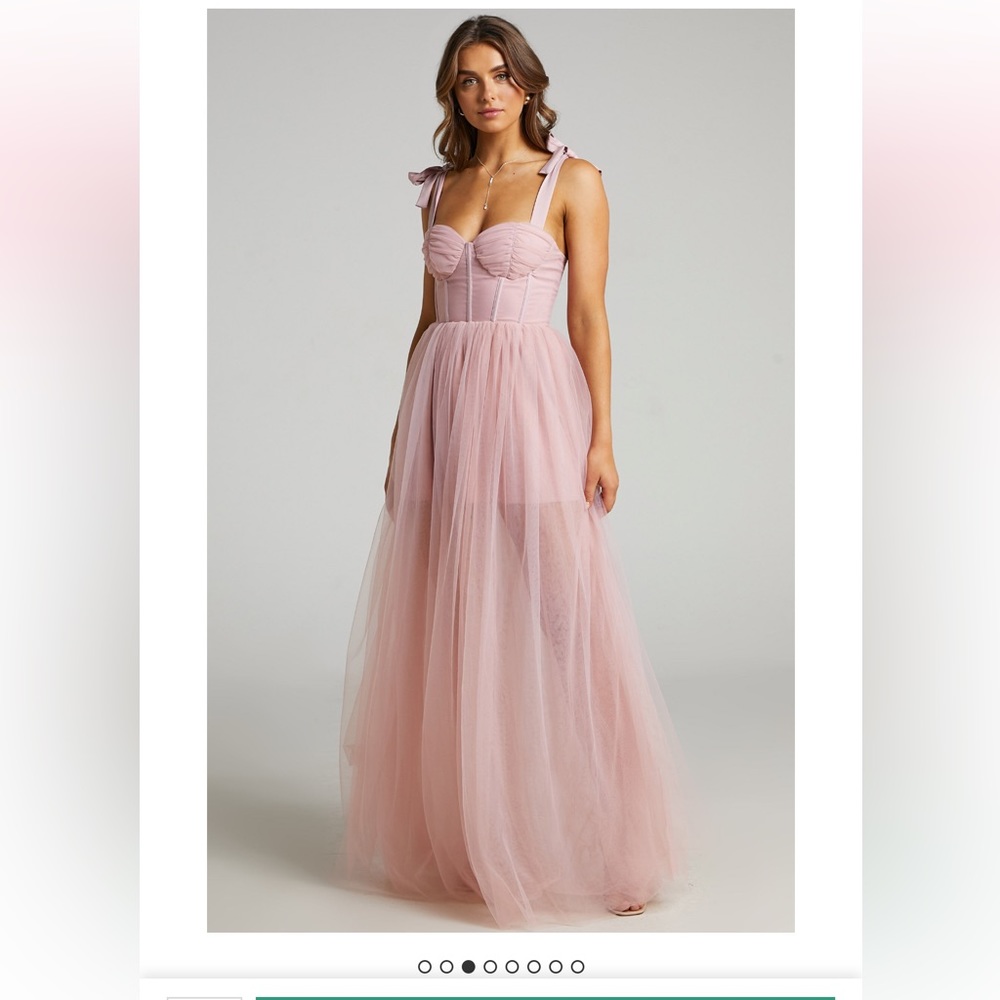 Showpo Maxi Dress 👗